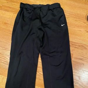 Woman’s Nike sweatpants